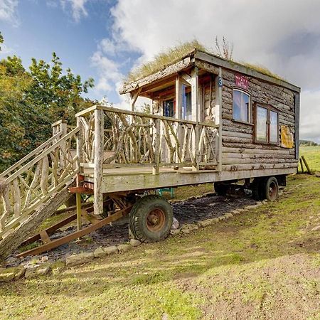 2X Double Bed - Glamping Wagon Dalby Forest Scarborough Esterno foto