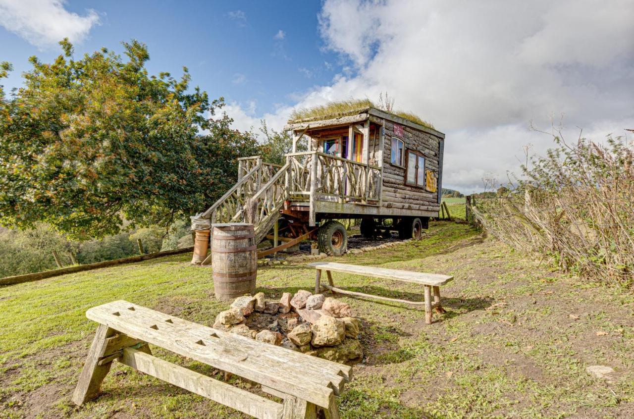 2X Double Bed - Glamping Wagon Dalby Forest Scarborough Esterno foto